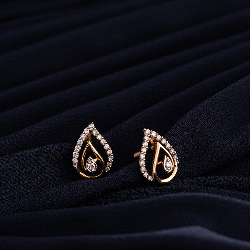 Trika Spark Diamond Studs