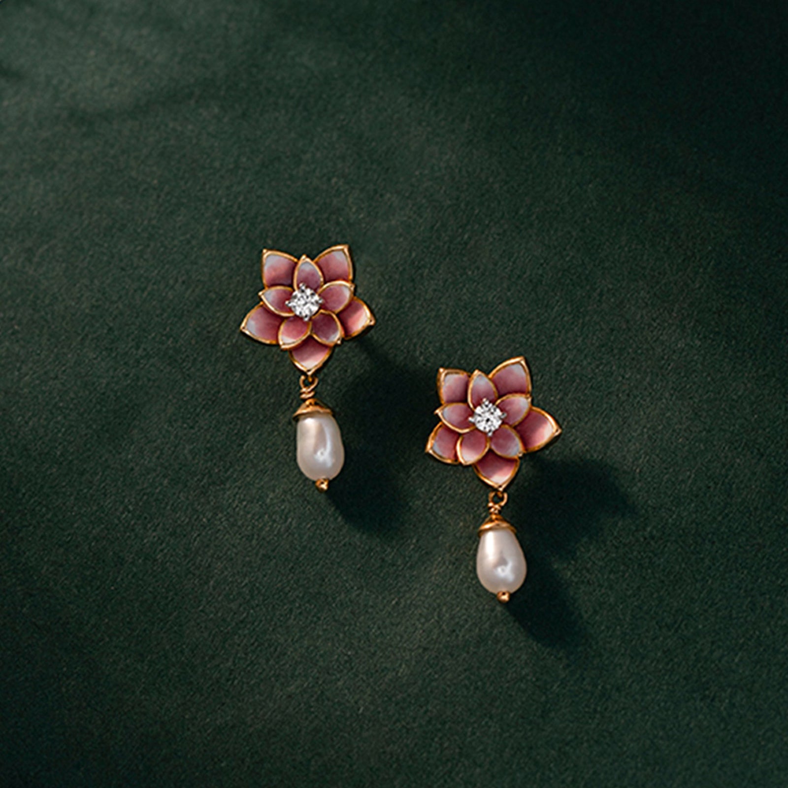 Lotura Pearl Drop Earrings