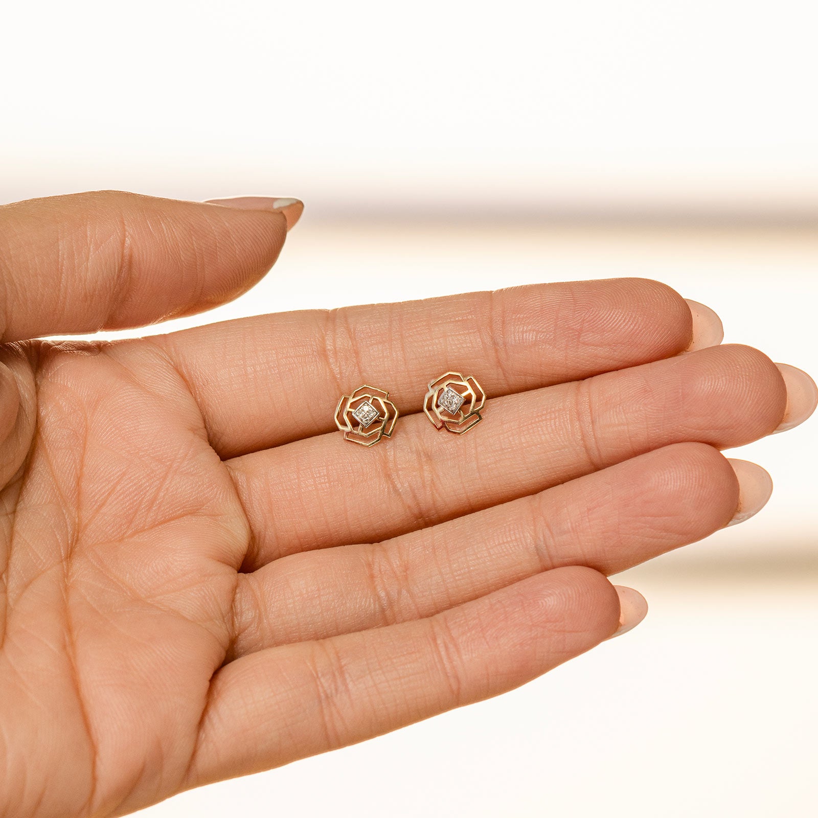 Virella Verso Diamond Studs