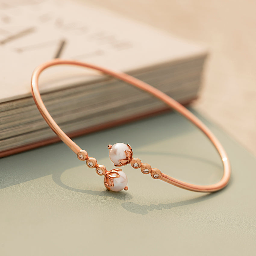 Aurora Bejeweled Pearl Bracelet