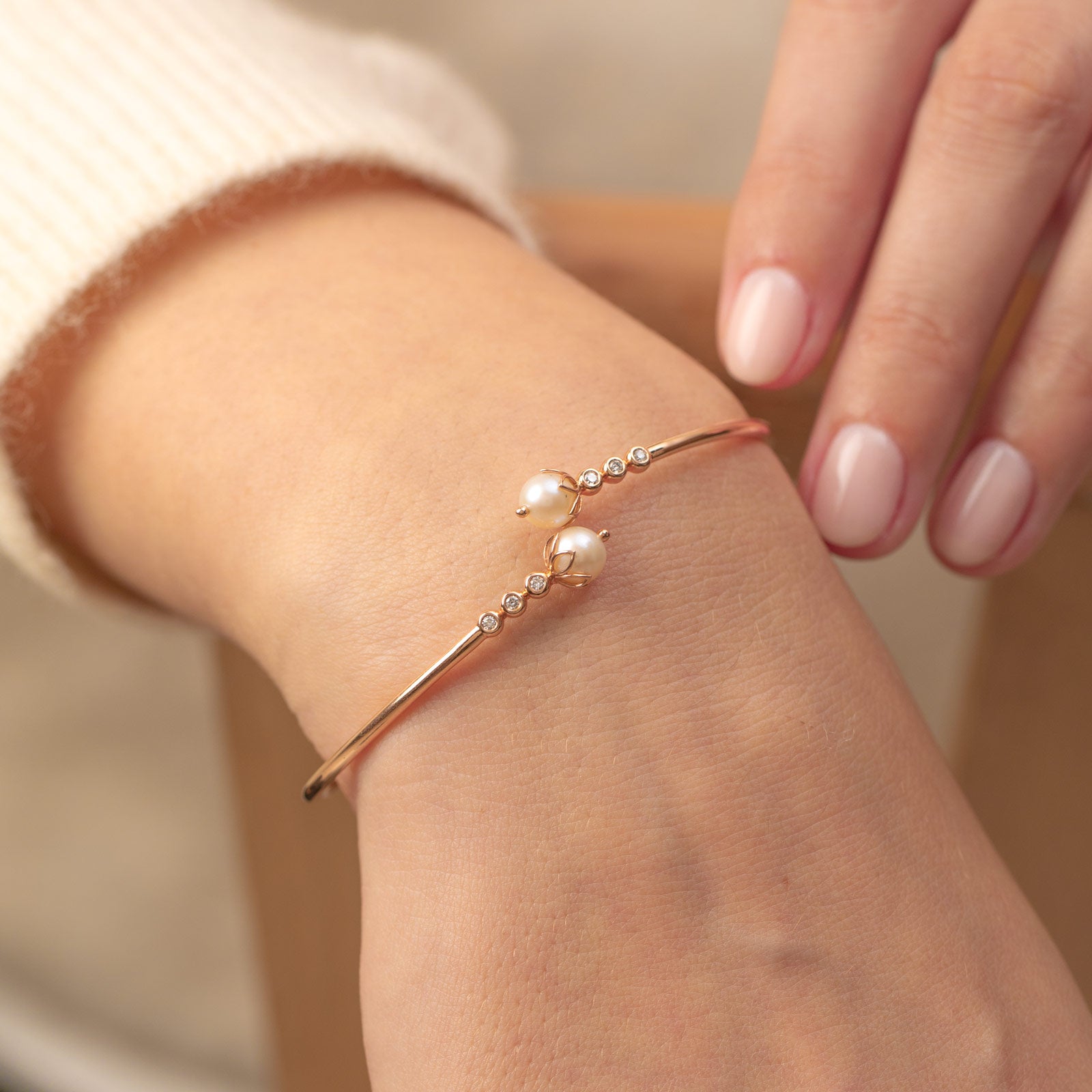 Aurora Bejeweled Pearl Bracelet