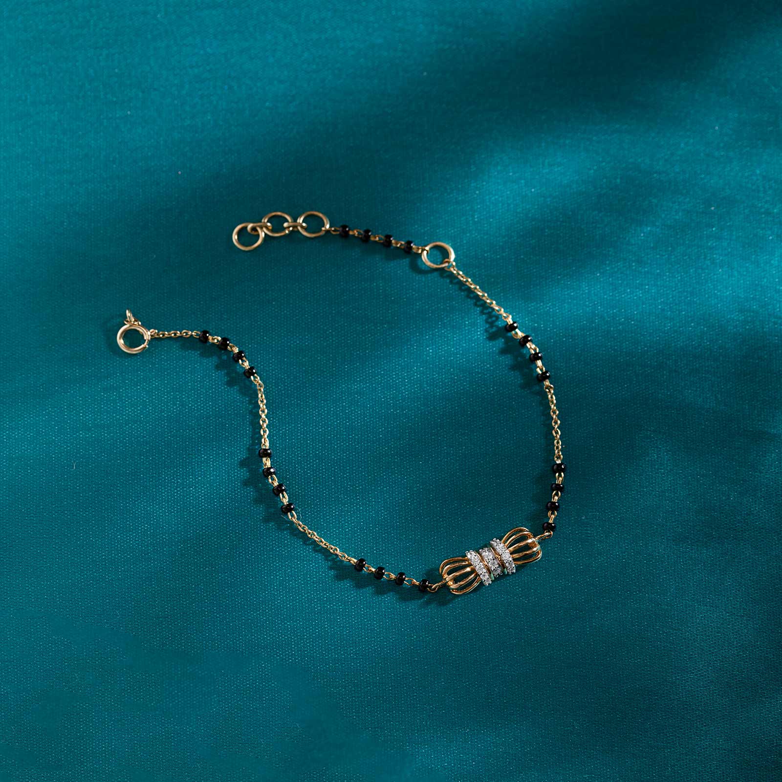 Samaira Diamond Mangalsutra Bracelet