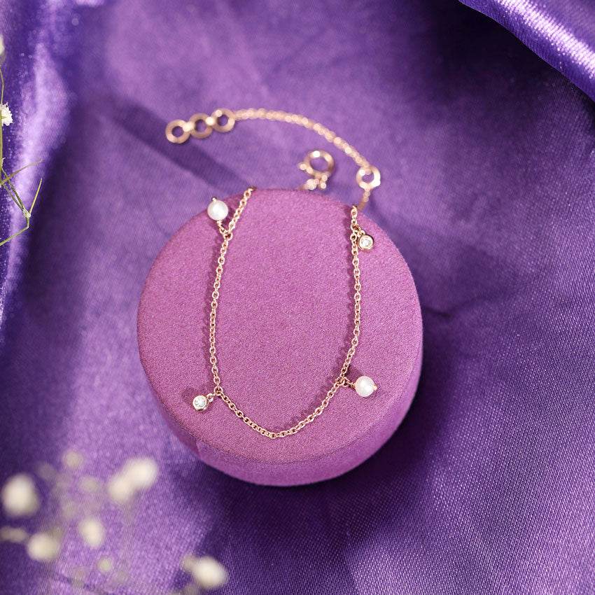 Serena Voguish Pearl Bracelet