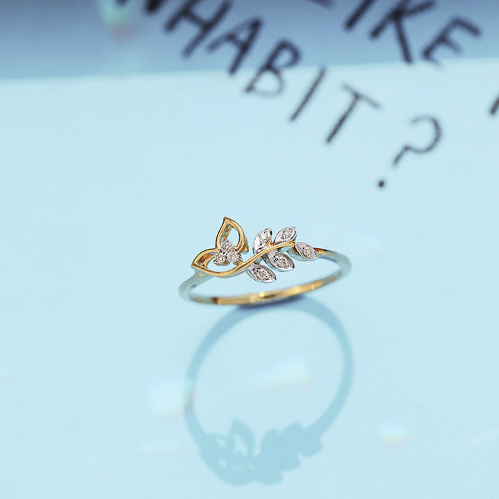 Classic Leaves Diamond Ring