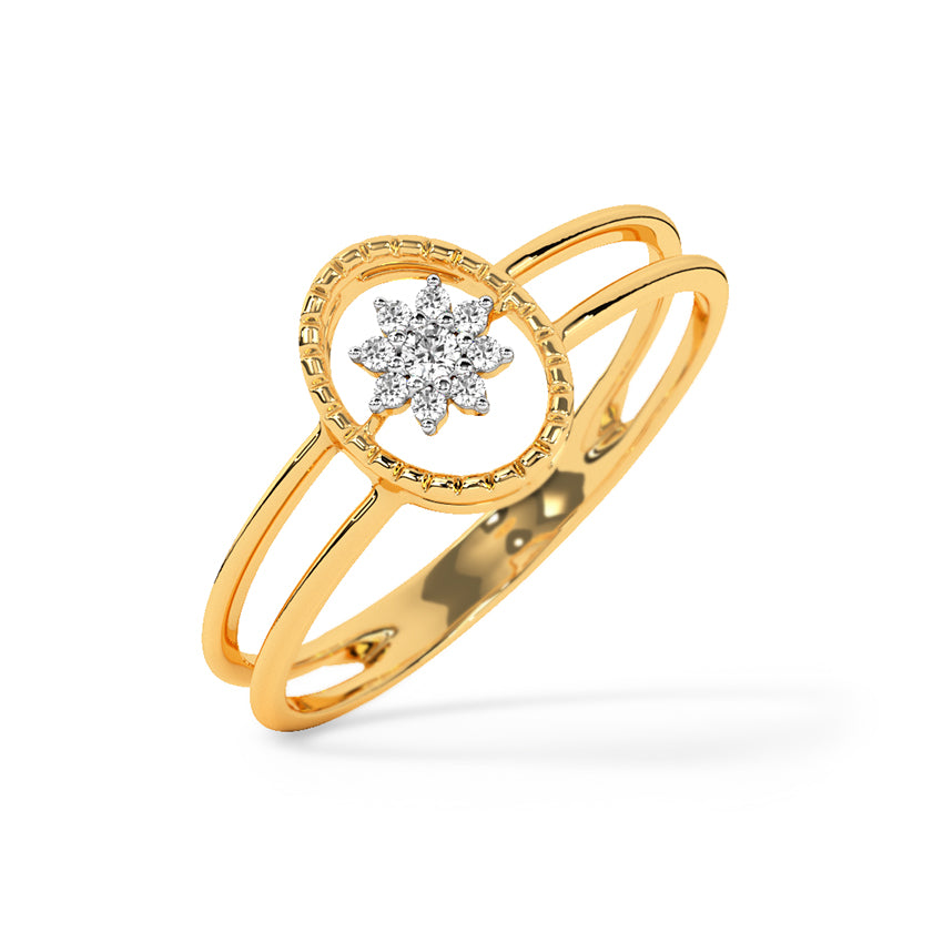 Graceful Oval Diamond Ring