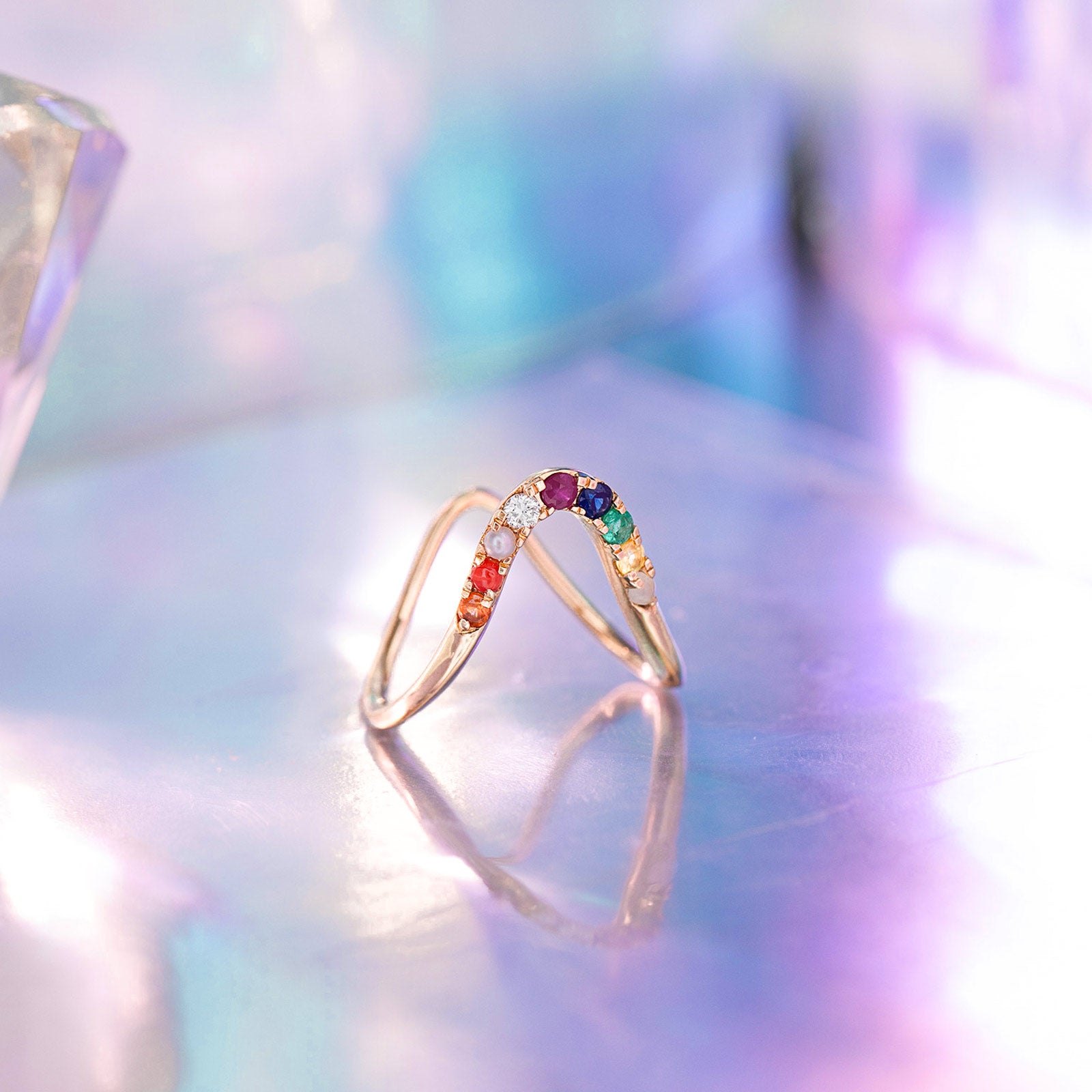 Hue Arch Navratna Vanki Ring