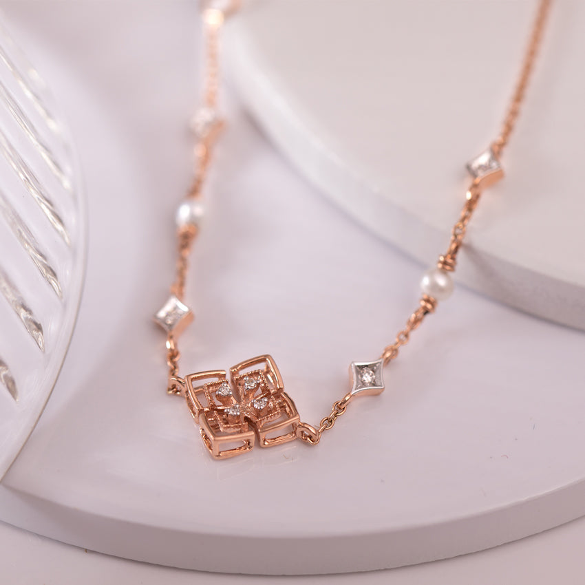 Roselle Floral Pearl Bracelet