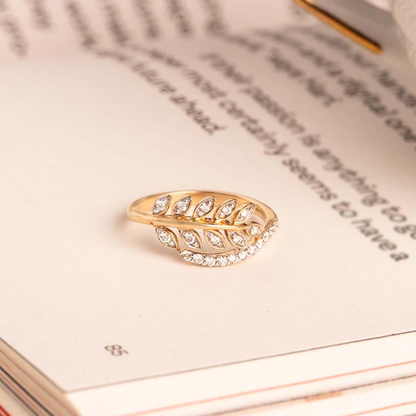 Luminous Vine Diamond Ring