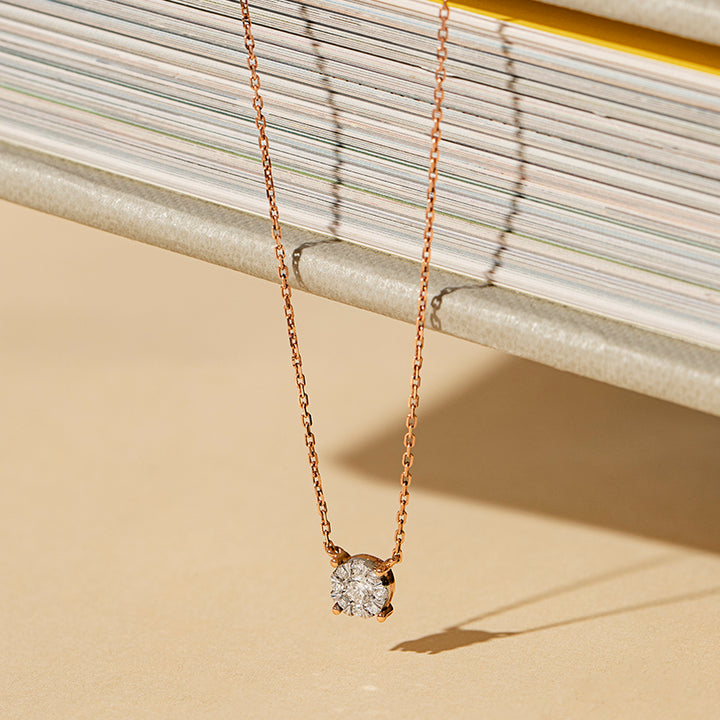 Isla Glow Chain Diamond Necklace