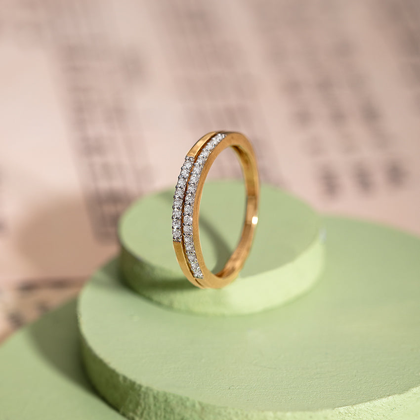 Graceful Glow Diamond Band