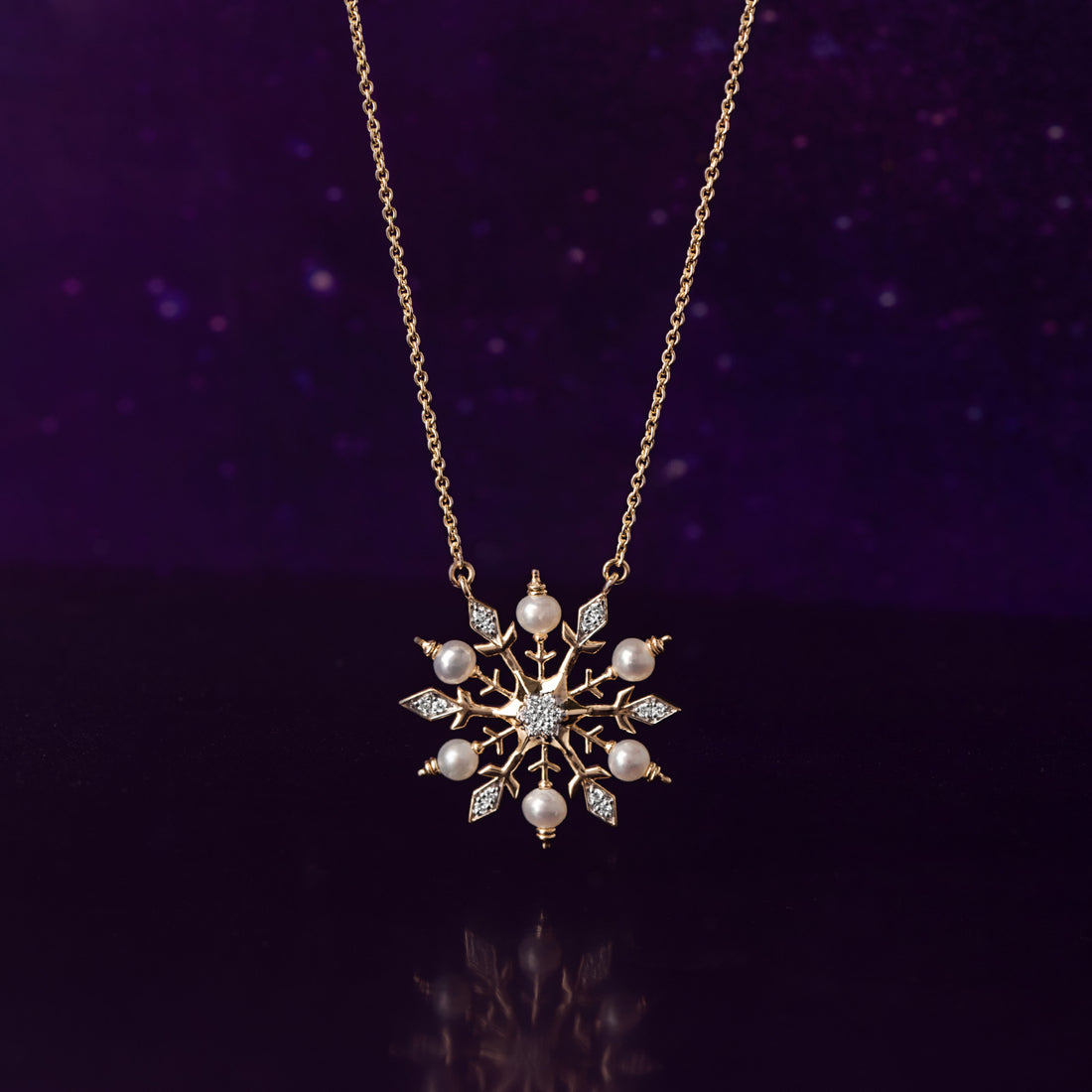 Frozen Snow Flake Pearl Necklace