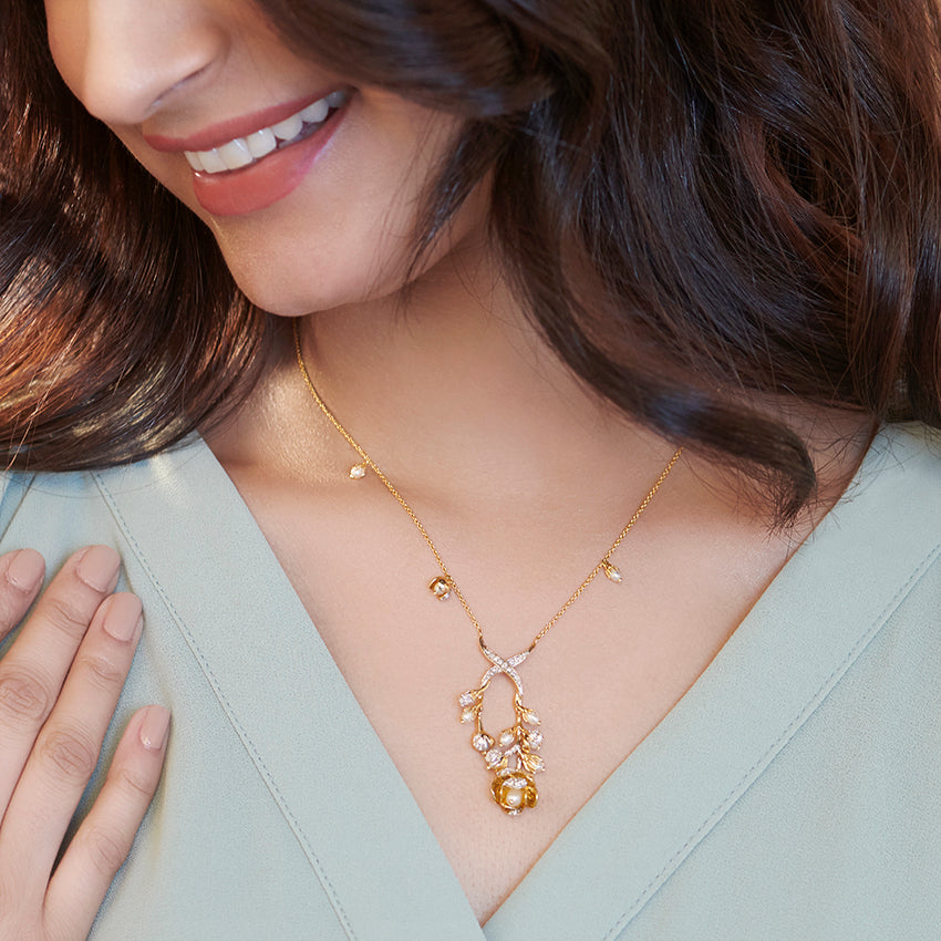 Madesha Pearl Necklace