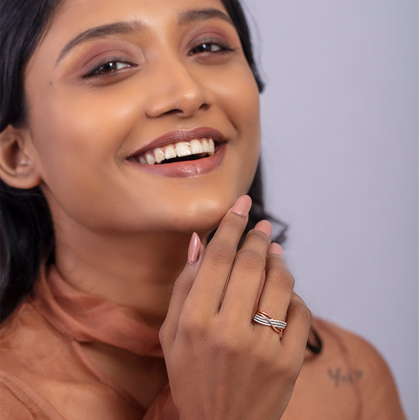 Serene Glow Diamond Band