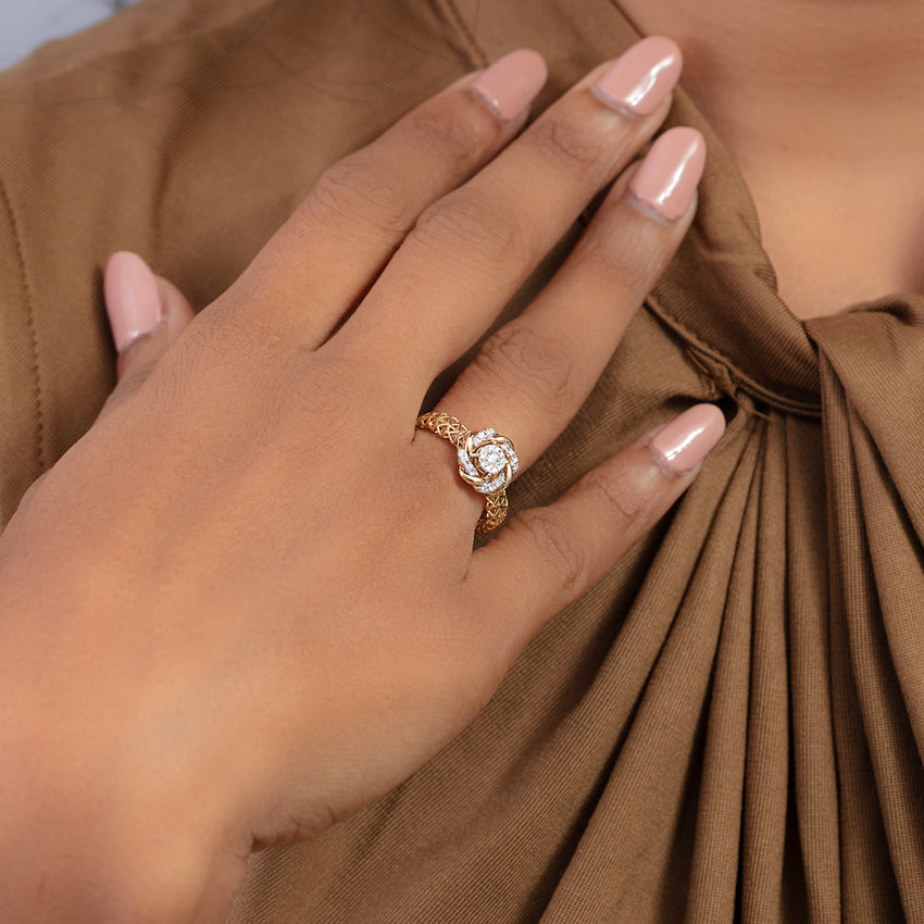 Twist Harmony Diamond Ring