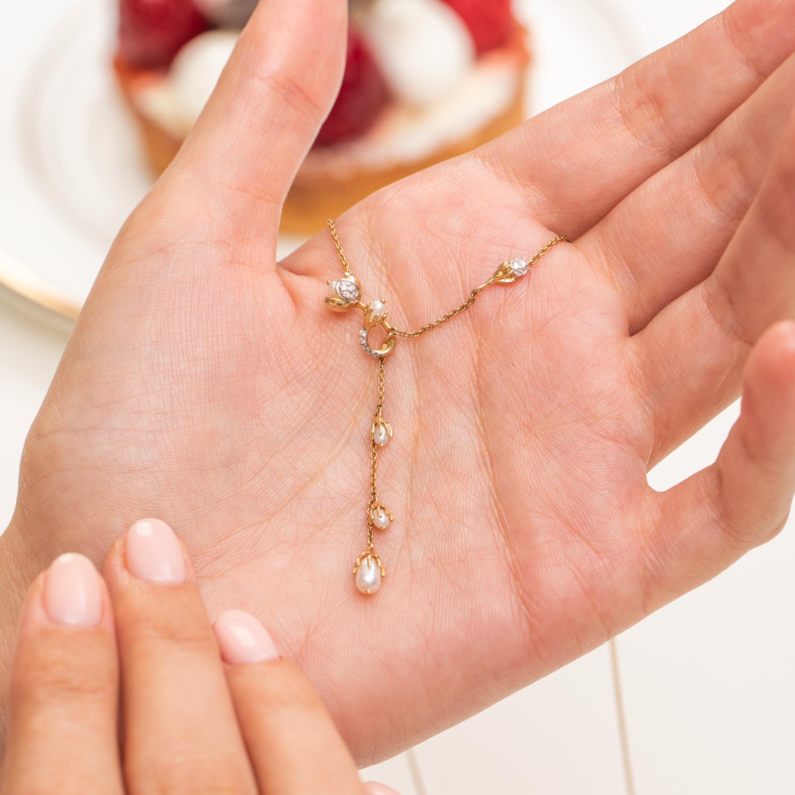 Mulani Pearl Necklace