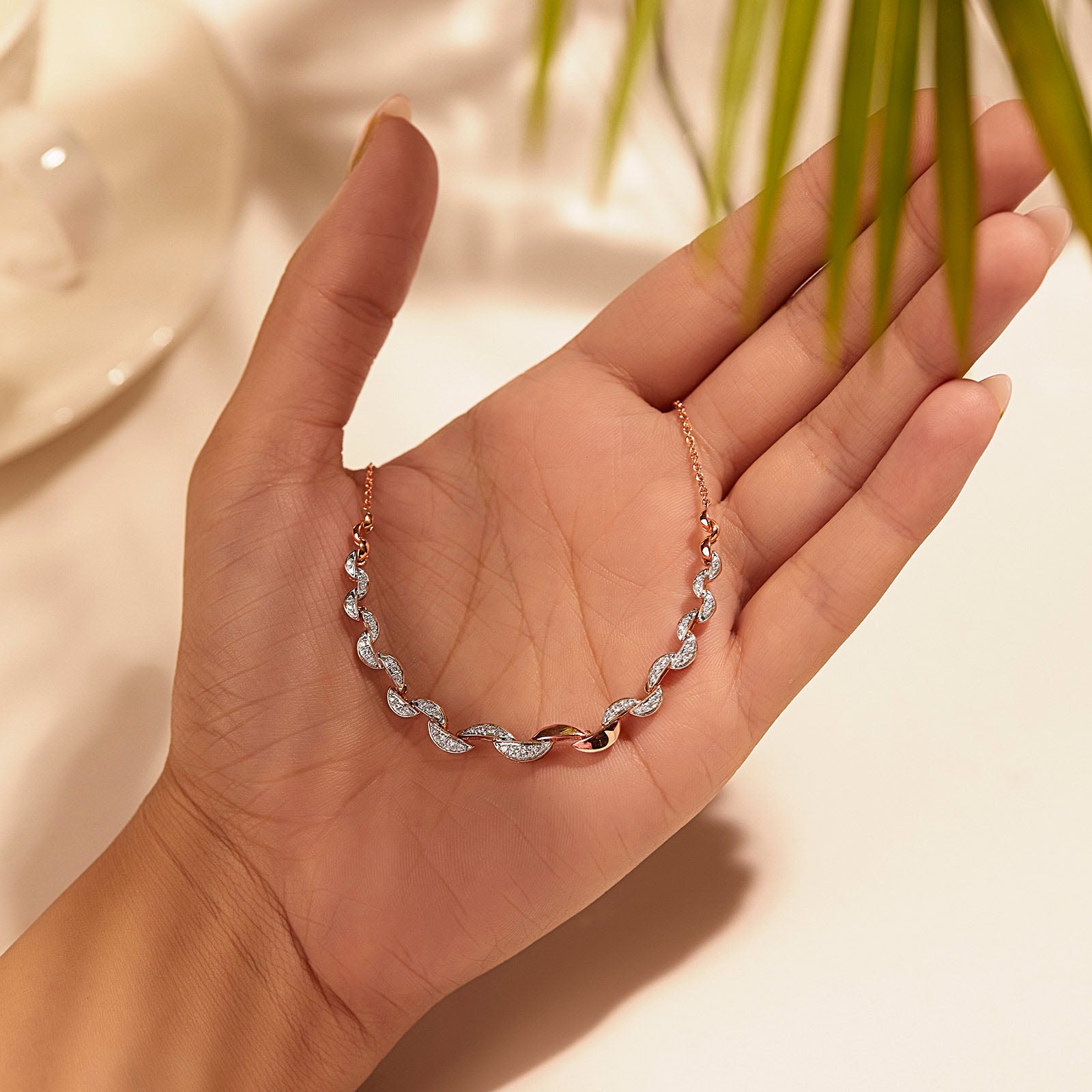 Taesha Diamond Necklace