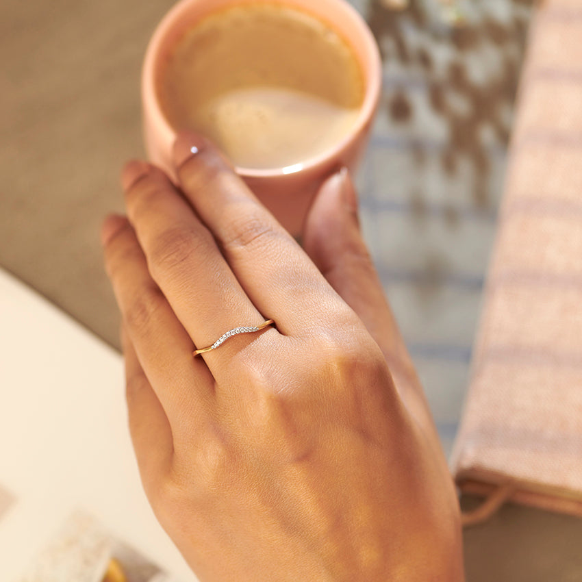 Serene Wave Diamond Ring