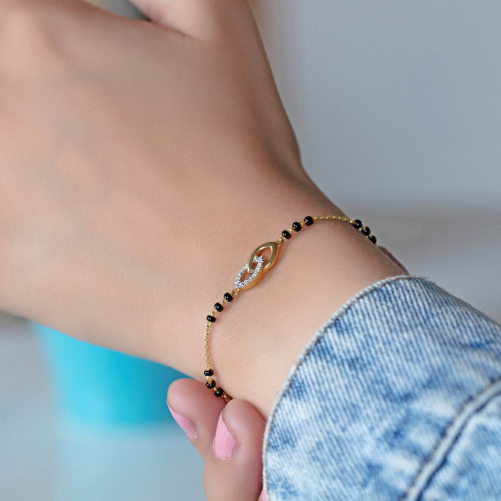 Tanira Diamond Mangalsutra Bracelet