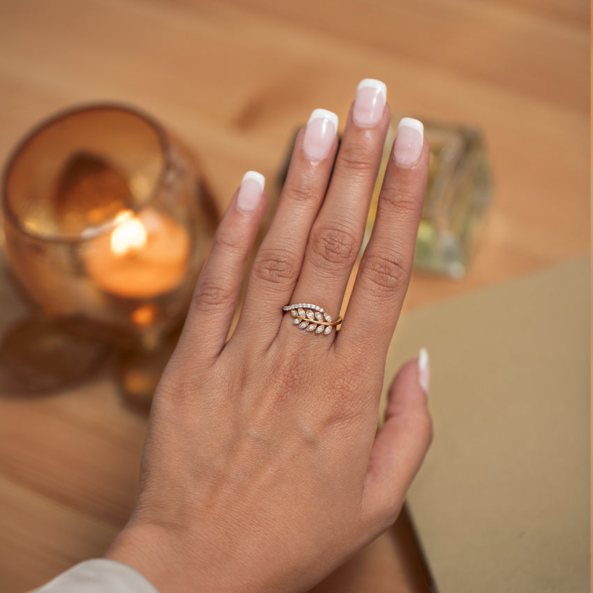 Luminous Vine Diamond Ring