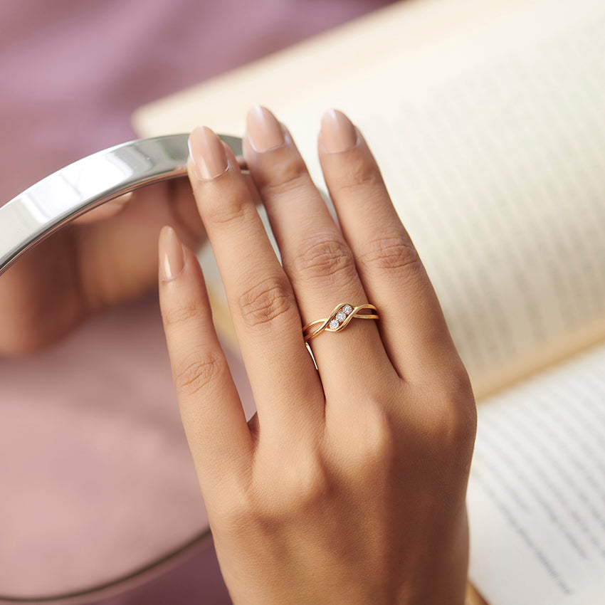 Triple Gleam Diamond Ring