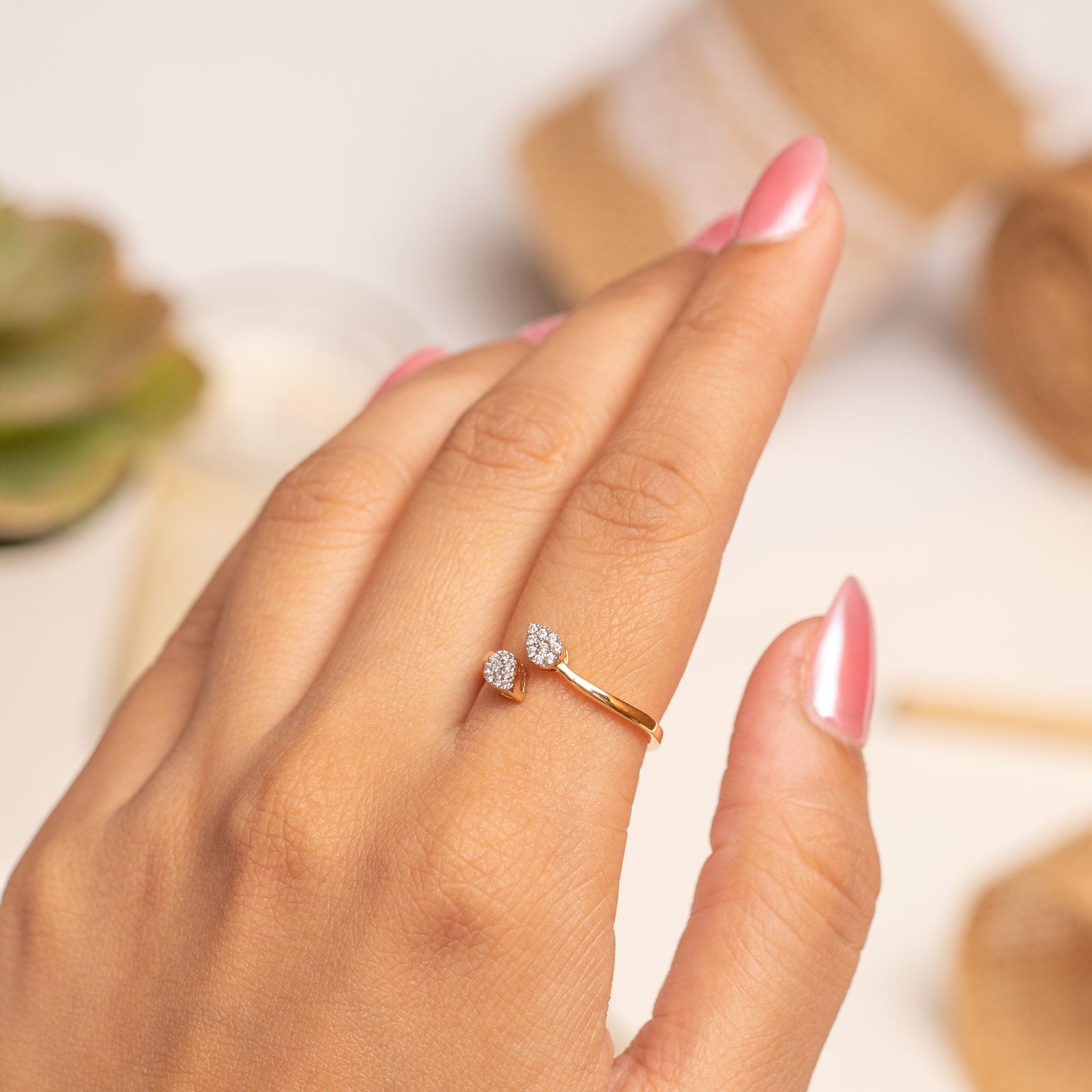 Graceful Vine Diamond Ring