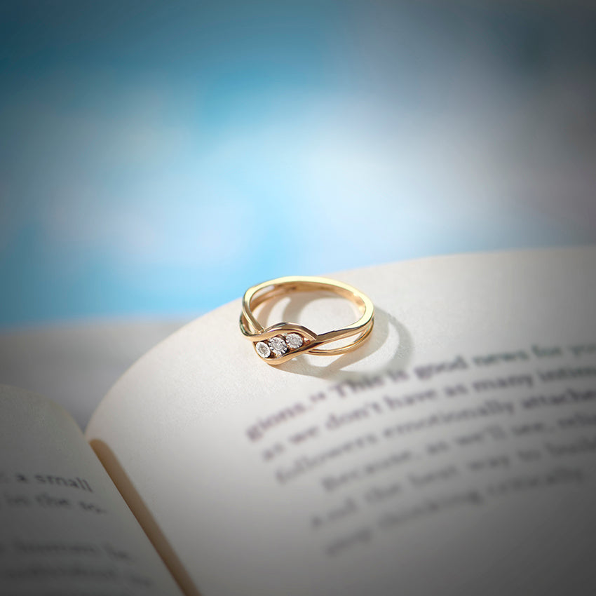 Triple Gleam Diamond Ring