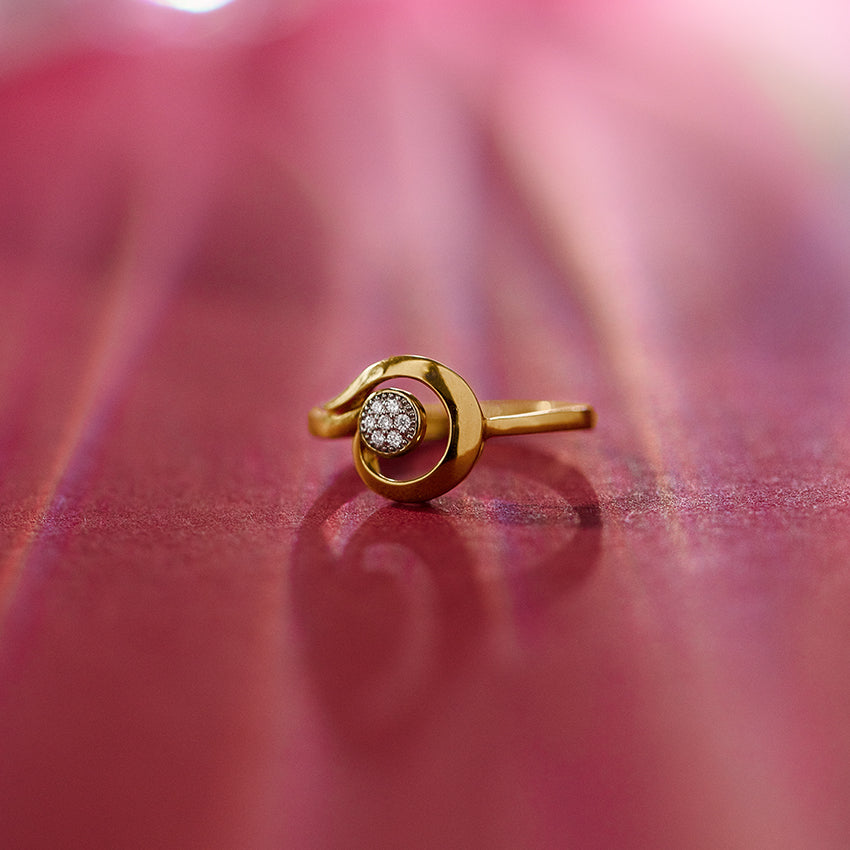 Regal Whirl Diamond Ring