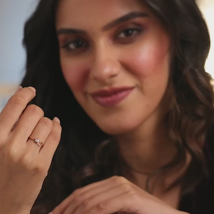 Avant-Garde Diamond Ring