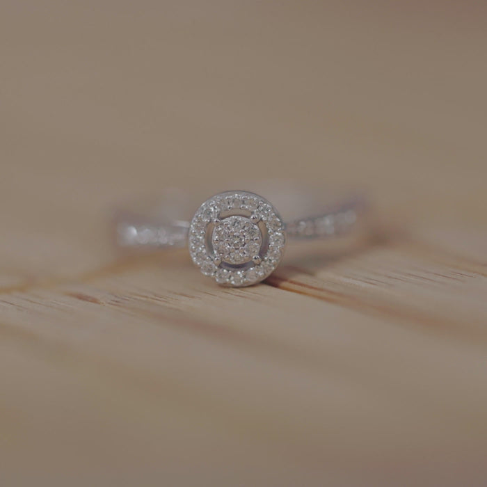 Royal Radiance Diamond Ring